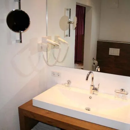 Bed & Breakfast S P O R T A L M - Seefeld *