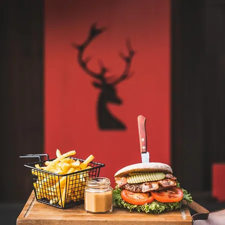 S P O R T A L M - Seefeld Couette-café